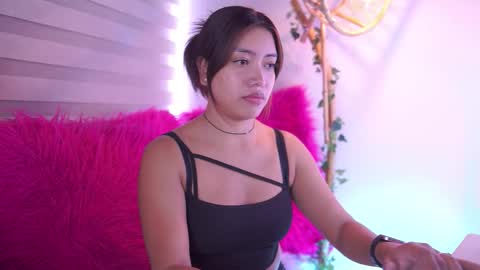 Snapshot of michelle_chang chatting on 11-10-25, 08:08 michelle chang online show from 11-10-25, 08:08