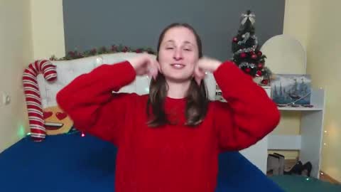 Snapshot of michellee11 chatting on 01-06-26, 12:20 Michel online show from 01-06-26, 12:20