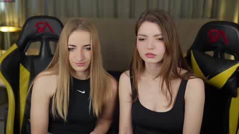 Snapshot of michelleinlove4u chatting on 02-26-25, 11:41 Michelle online show from 02-26-25, 11:41