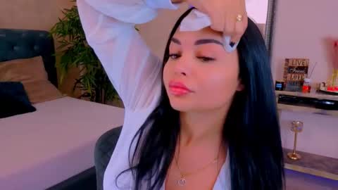 michellereys online show from 10-20-25, 07:36