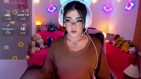   online show from 11-22-25, 06:56