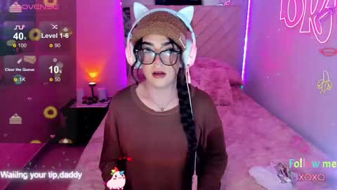 Snapshot of michellevanss22 chatting on 03-25-26, 04:51 online show from 03-25-26, 04:51