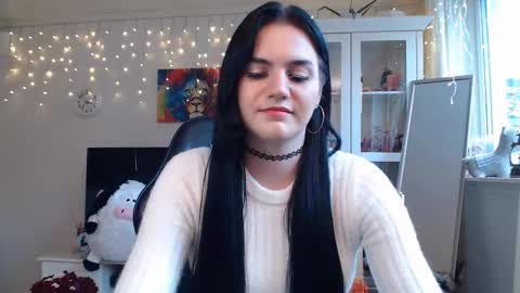 Snapshot of michellfallert chatting on 03-17-26, 02:31 Jenny online show from 03-17-26, 02:31