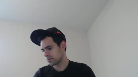 Snapshot of michmark23 chatting on 03-22-26, 03:26 michmark23 online show from 03-22-26, 03:26