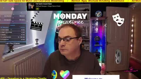Snapshot of mick_mod chatting on 05-11-26, 04:15 Professional Moderator Mick Mickey online show from 05-11-26, 04:15