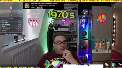 Snapshot of mick_mod chatting on 05-12-26, 04:37 Professional Moderator Mick Mickey online show from 05-12-26, 04:37