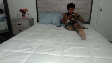 mickeynhayzel online show from 05-05-26, 11:29