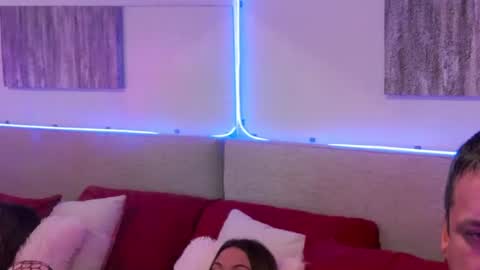 Mickey online show from 01-15-25, 03:22