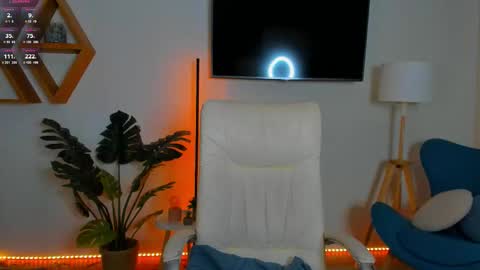 micky___love online show from 03-09-26, 08:57