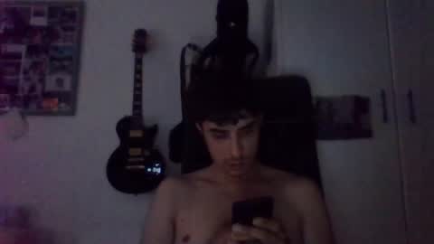 micky_law88 online show from 09-10-25, 12:16