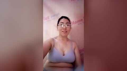 Snapshot of mickye00 chatting on 07-01-26, 02:29 Miky online show from 07-01-26, 02:29