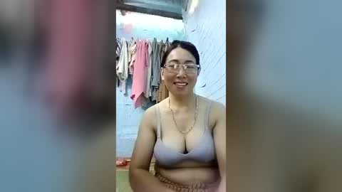Snapshot of mickye00 chatting on 07-02-26, 05:02 Miky online show from 07-02-26, 05:02