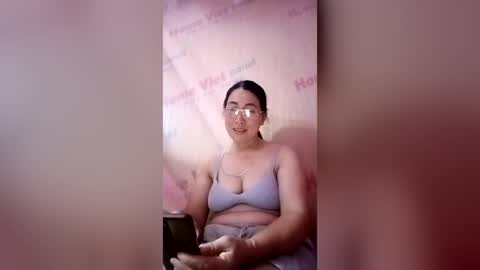Snapshot of mickye00 chatting on 07-15-26, 02:55 Miky online show from 07-15-26, 02:55