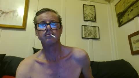 Stuart online show from 04-11-26, 07:35