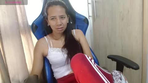 Snapshot of miculohot chatting on 05-05-26, 12:13 vanesa sexy online show from 05-05-26, 12:13
