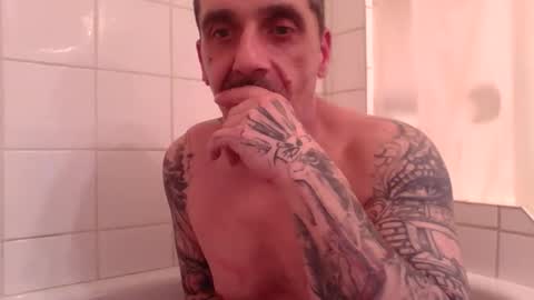 middle123456783939 online show from 04-17-26, 03:09