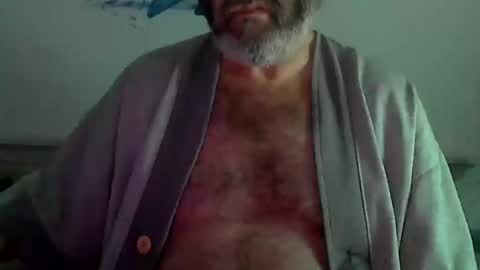 Snapshot of midhir chatting on 01-25-25, 07:28 kike online show from 01-25-25, 07:28