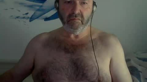 Snapshot of midhir chatting on 02-02-25, 12:57 kike online show from 02-02-25, 12:57