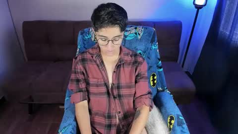 Blue online show from 03-18-26, 03:37