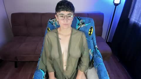 Blue online show from 06-05-26, 03:51