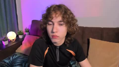 Snapshot of midnight_answer chatting on 01-11-26, 04:12 Max online show from 01-11-26, 04:12