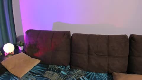 Snapshot of midnight_answer chatting on 02-21-26, 03:57 Max online show from 02-21-26, 03:57