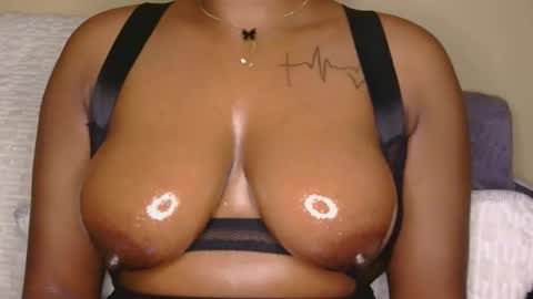 Kelly online show from 11-12-25, 10:41