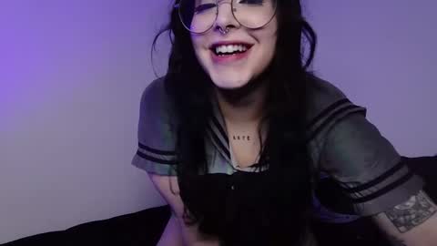 Nana online show from 10-02-25, 10:28