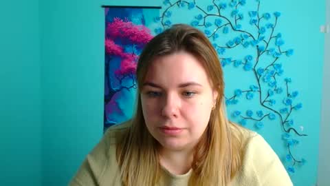 Snapshot of midnightmariana chatting on 11-05-25, 12:16 Mariana online show from 11-05-25, 12:16