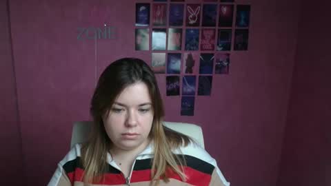 Snapshot of midnightmariana chatting on 11-07-25, 07:19 Mariana online show from 11-07-25, 07:19