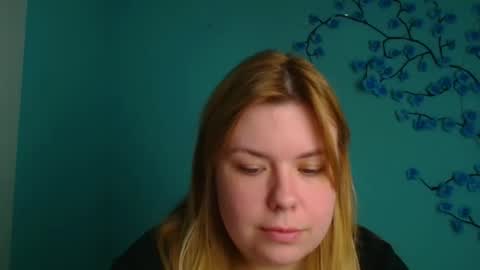 Snapshot of midnightmariana chatting on 04-24-26, 05:43 Mariana online show from 04-24-26, 05:43