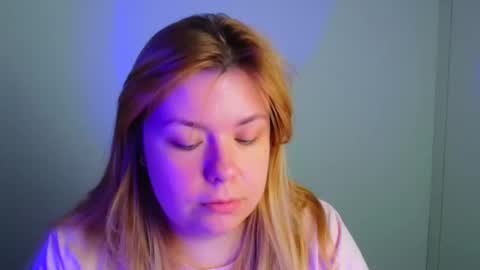 Snapshot of midnightmariana chatting on 05-20-26, 05:46 Mariana online show from 05-20-26, 05:46
