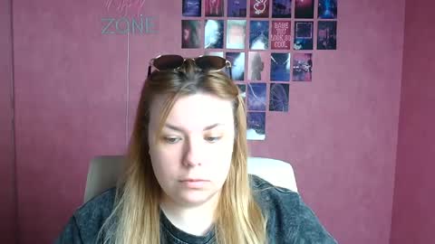 Snapshot of midnightmariana chatting on 05-22-26, 05:36 Mariana online show from 05-22-26, 05:36