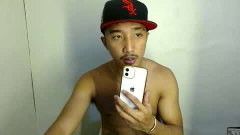 Snapshot of midnightsnackx chatting on 06-10-26, 08:46 midnightsnackx online show from 06-10-26, 08:46