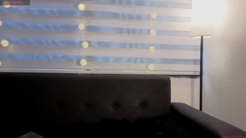 Snapshot of midori__san chatting on 12-13-25, 09:53 midori__san online show from 12-13-25, 09:53