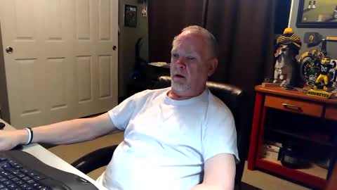 midwestdad09 online show from 04-20-26, 10:07