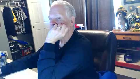 midwestdad09 online show from 05-22-26, 02:22