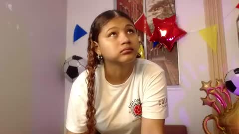 Snapshot of miel_alisha chatting on 06-23-26, 12:14 miel online show from 06-23-26, 12:14