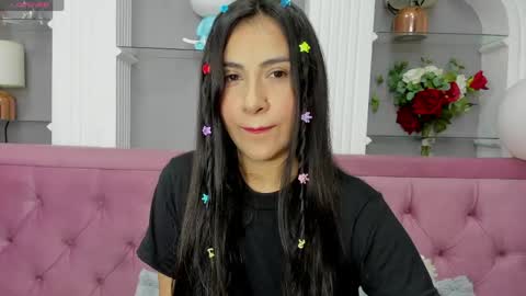 Snapshot of miel_latina chatting on 06-04-26, 02:01 miel online show from 06-04-26, 02:01