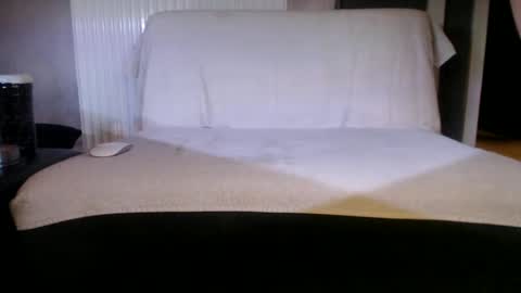 Snapshot of mies35 chatting on 02-27-26, 07:25 mies35 online show from 02-27-26, 07:25