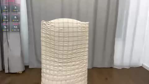 Snapshot of mieshasegura chatting on 12-16-25, 04:12 Mia online show from 12-16-25, 04:12