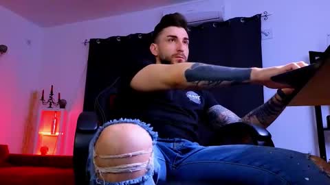 MightyAaron online show from 03-19-26, 03:43