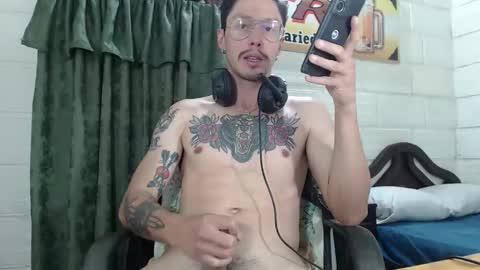 Snapshot of miguel__98 chatting on 04-14-26, 09:54 Miguel Independent Model online show from 04-14-26, 09:54