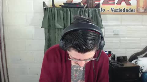 Snapshot of miguel__98 chatting on 04-28-26, 11:59 Miguel Independent Model online show from 04-28-26, 11:59
