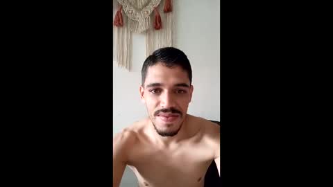 Snapshot of miguelitohot4 chatting on 03-21-26, 01:58 Miguel Eduardo online show from 03-21-26, 01:58