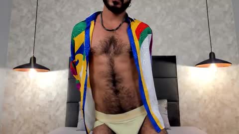 Snapshot of miguelsanfrancisco chatting on 12-17-25, 06:14 miguelsanfrancisco online show from 12-17-25, 06:14