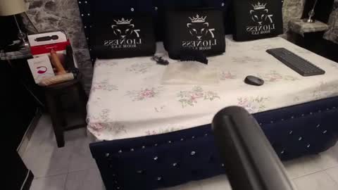 Snapshot of miha_califa chatting on 11-11-25, 12:16 miha_califa online show from 11-11-25, 12:16