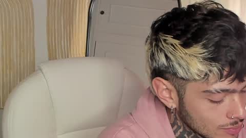 Snapshot of mihailleroy chatting on 01-08-25, 02:25 MIHAIL LEROY finally independent model online show from 01-08-25, 02:25