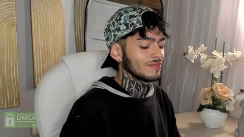 Snapshot of mihailleroy chatting on 01-30-25, 04:58 MIHAIL LEROY finally independent model online show from 01-30-25, 04:58