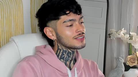 Snapshot of mihailleroy chatting on 02-07-25, 04:48 MIHAIL LEROY finally independent model online show from 02-07-25, 04:48